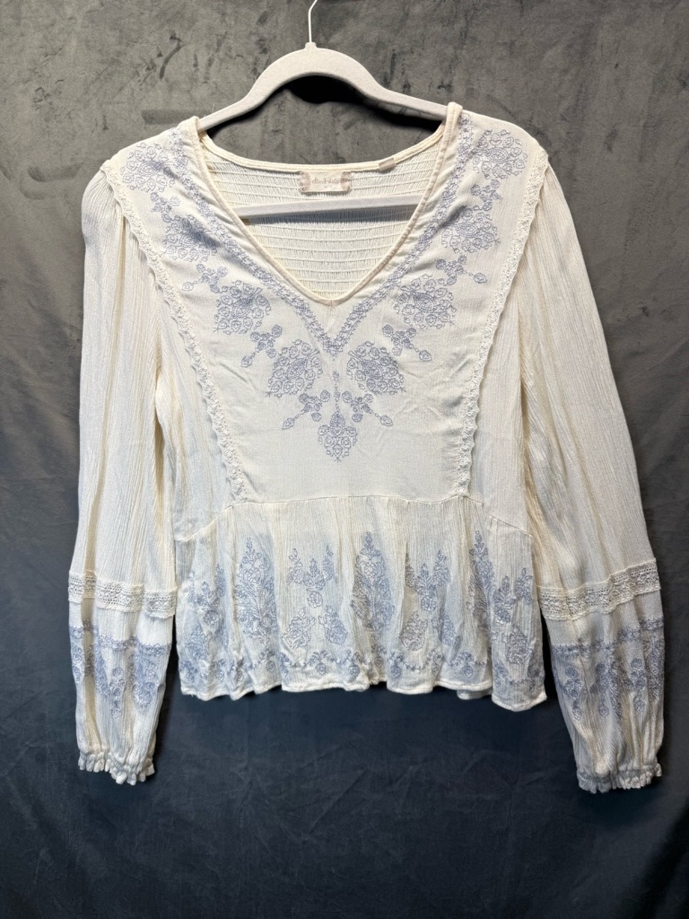 BOHO Altar'd State Off White Smocked
Embroidered Peasant Top Blouse Cropped